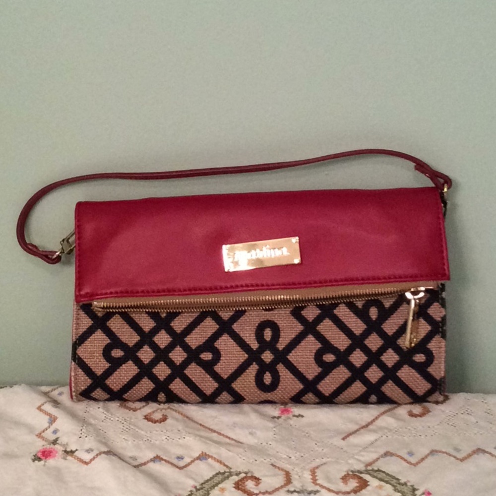 Spartina Clutch